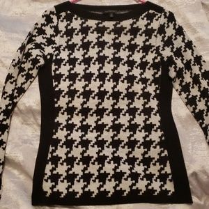 Houndstooth sweater
